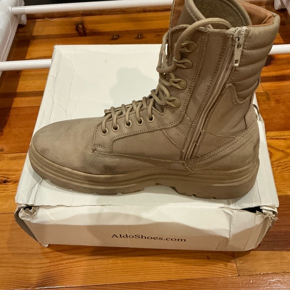 Aldo Men's Beige Lace-Up Boots - Picture 1 of 4